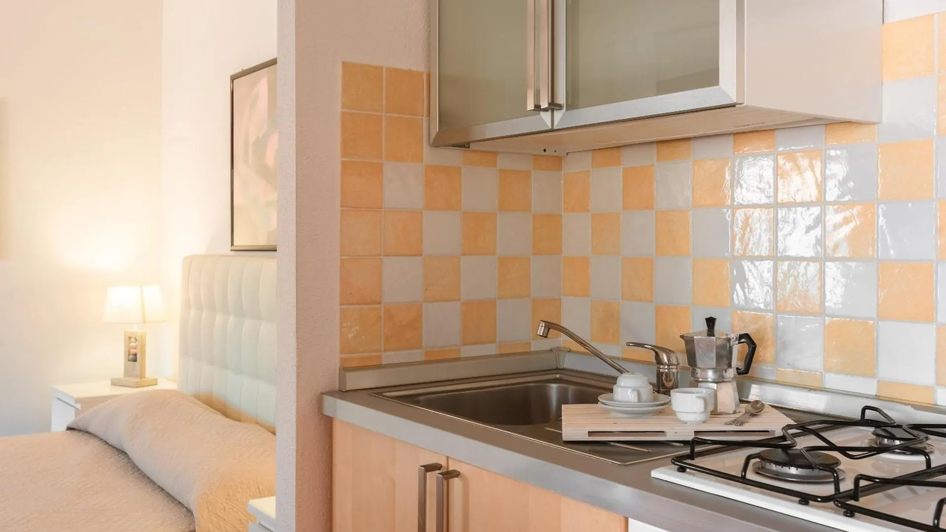 Relaxing Cristal Blu Studio M4 Sleeps 4 Santa Teresa Gallura 0*,