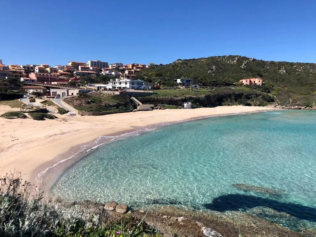 Relaxing Cristal Blu Studio M4 Sleeps 4 Santa Teresa Gallura